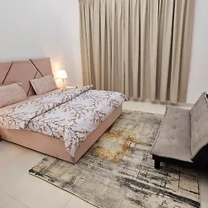 Deluxe Villa Rooms Near Dubai Airport , Dubai United Arab Emirates